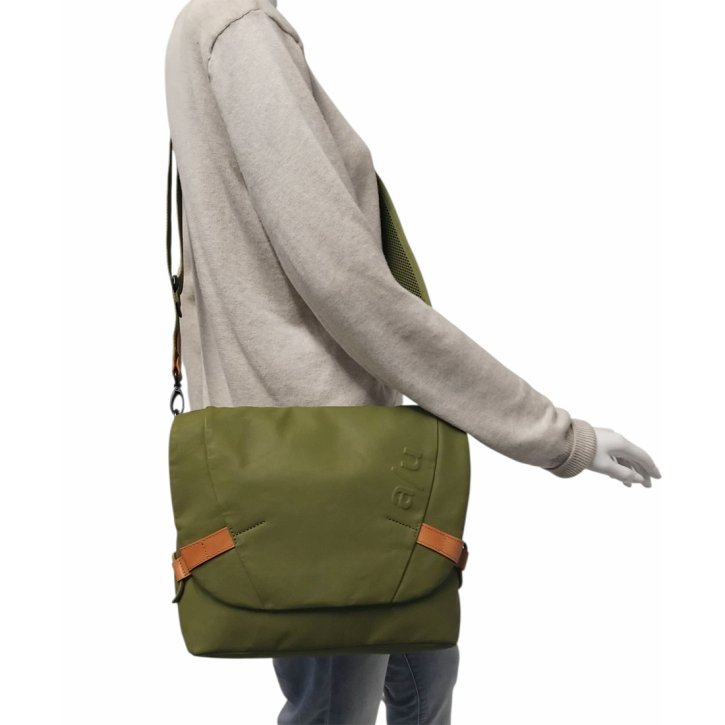 Aunts & Uncles SENDAI Messenger Bag marshland